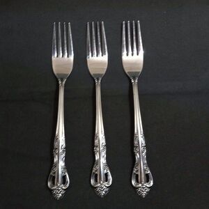 United Silver Co Stainless Acadia Dinner Fork-Japan-Floral-Pierced-MCM-Lot Of 3